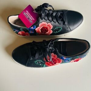 Skechers Black Sneakers with Red Floral Embroidery